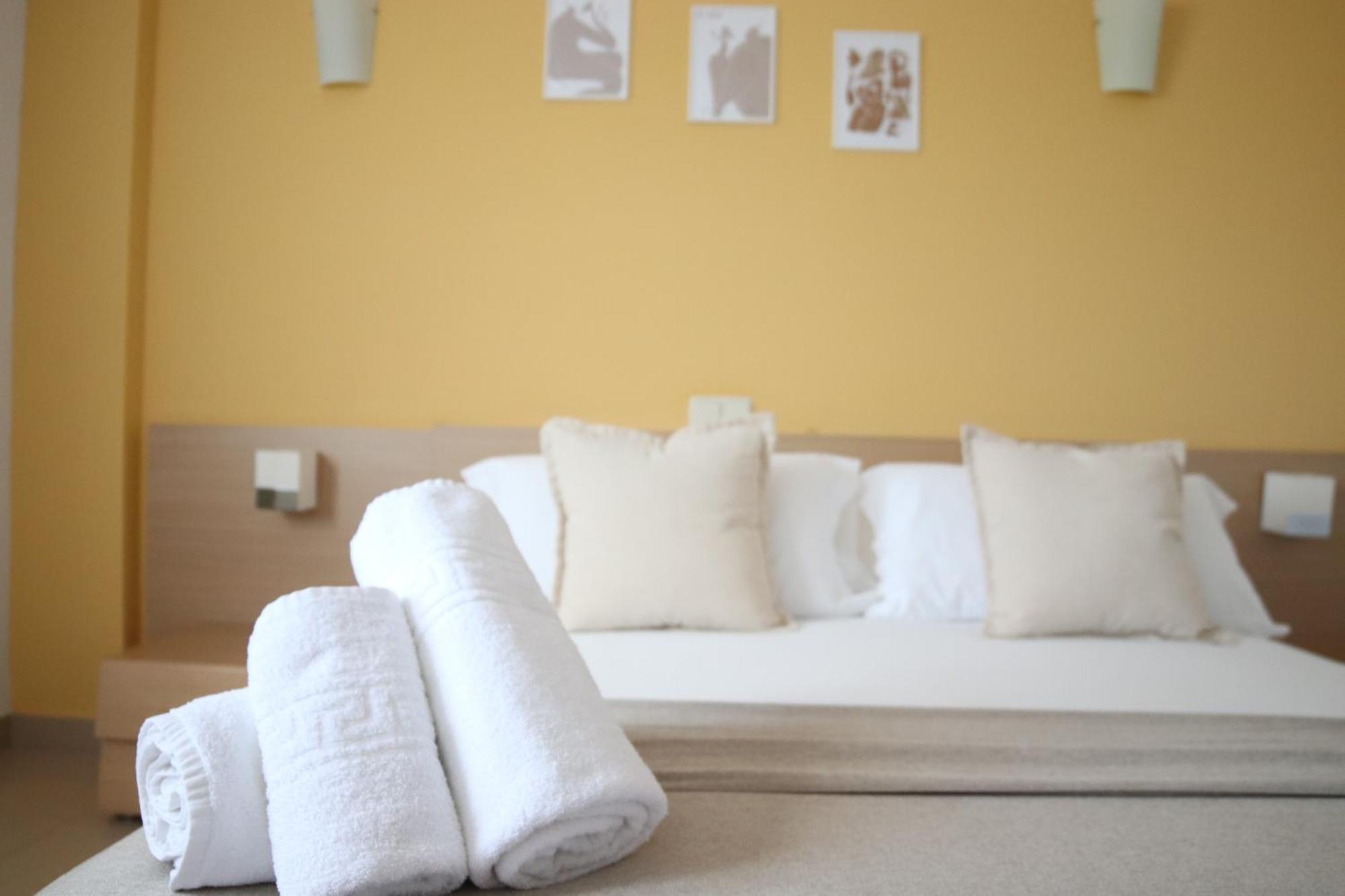 Hostal-Casa Rural Rosa-Nonna Siguenza Exteriör bild