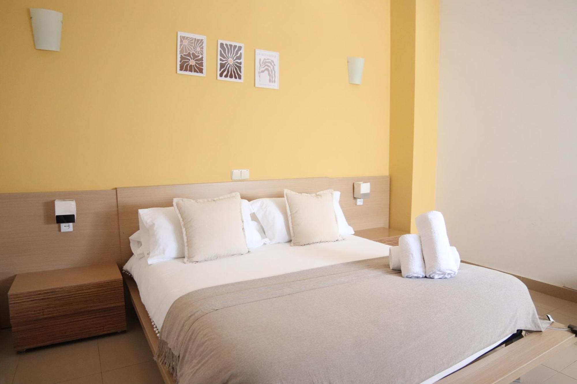 Hostal-Casa Rural Rosa-Nonna Siguenza Exteriör bild